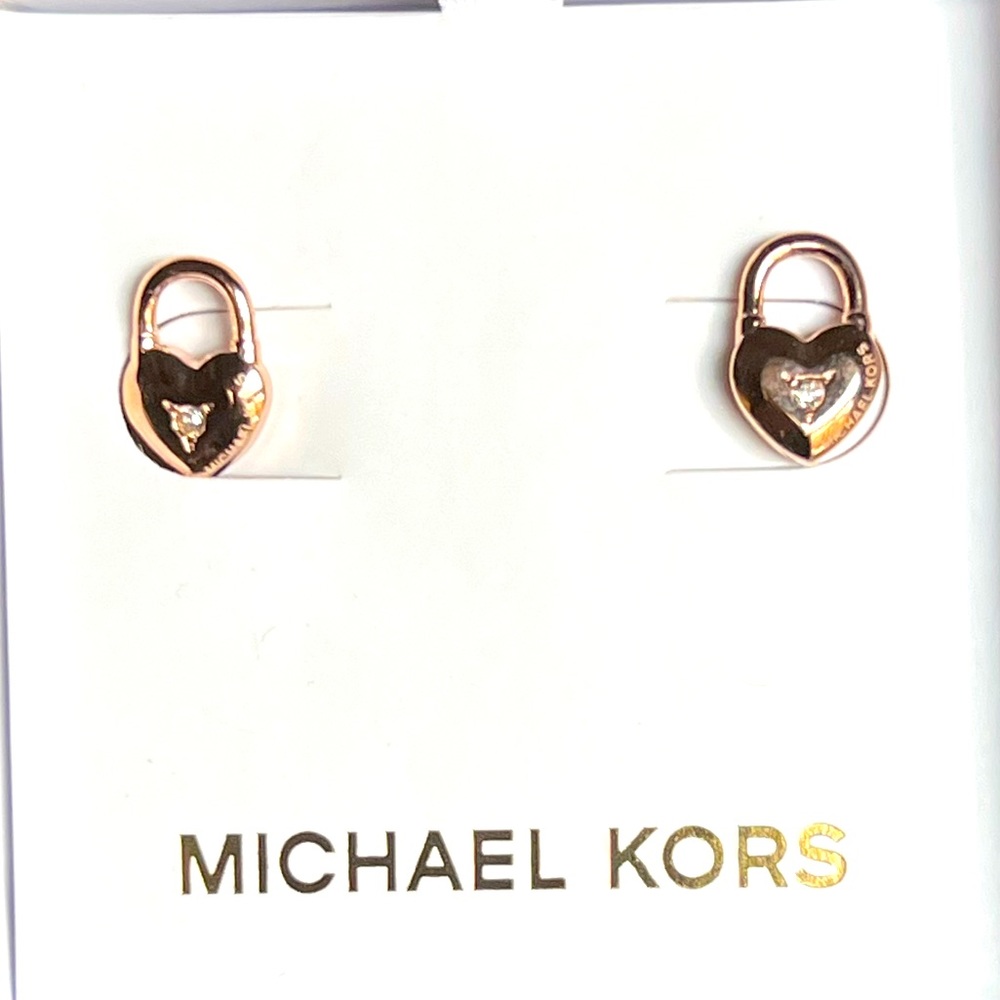 New Michael Kors Logo Heart Padlock Stud Earrings - Picture 8 of 11